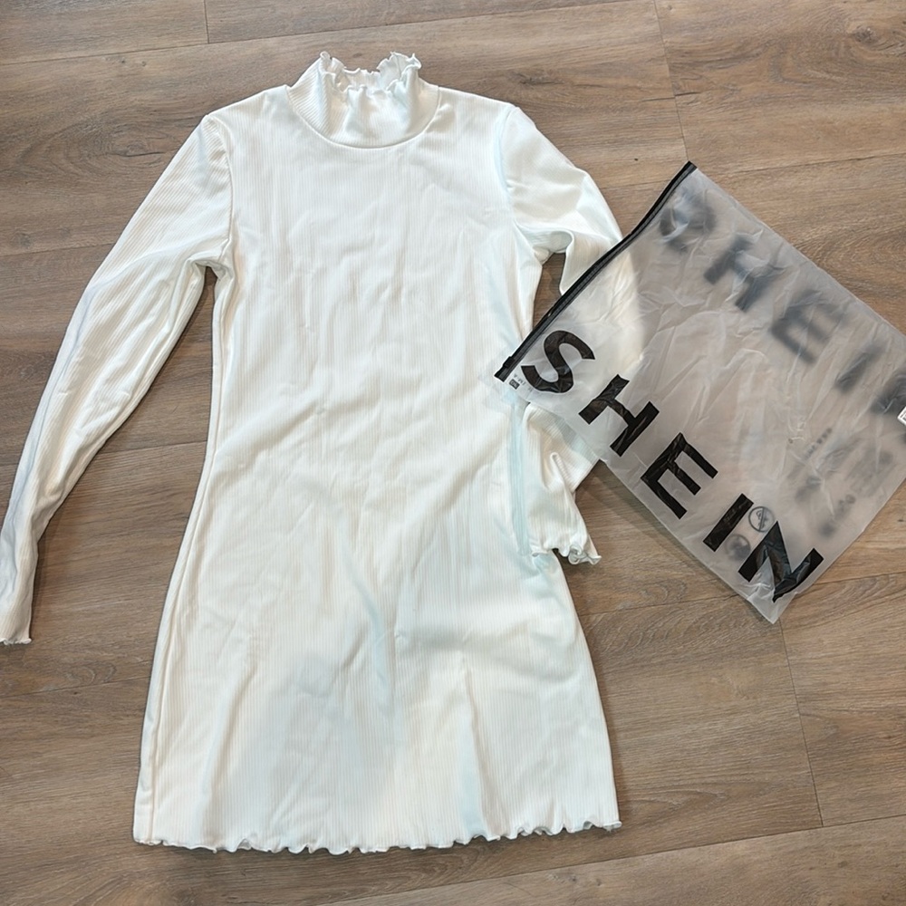SHEIN IVORY LONG SLEEVE RIBBED LETTUCE HEM BODYCON MINI DRESS